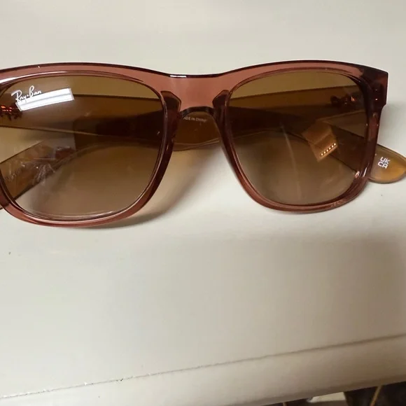 Ray-Ban Brown Sunglasses - Picture 3 of 6